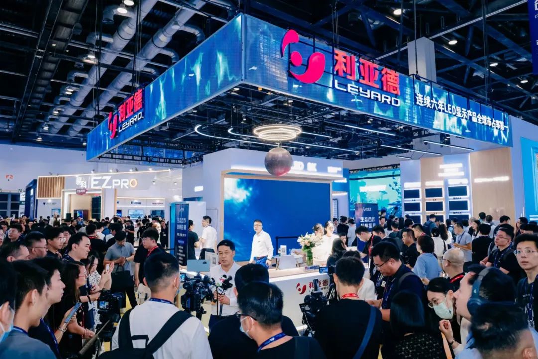 “AI+智能显示”引领未来 jinnianhui官网金年会新品InfoComm展大放异彩