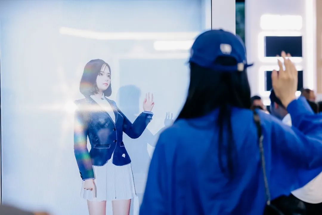 “AI+智能显示”引领未来 jinnianhui官网金年会新品InfoComm展大放异彩