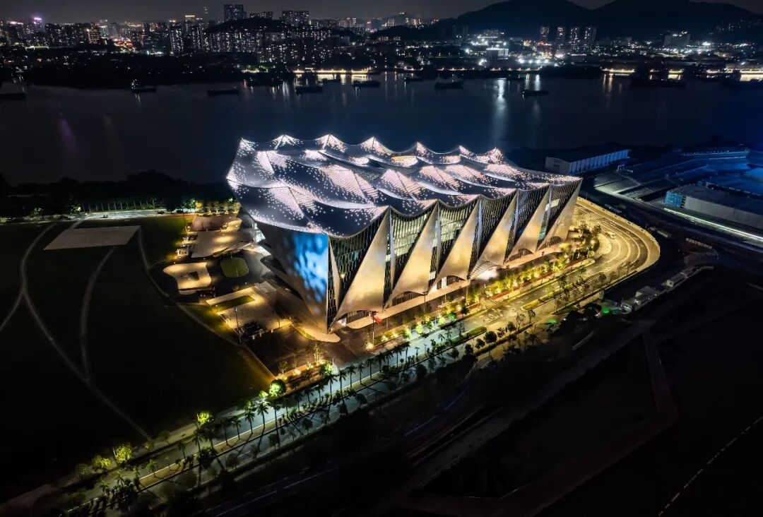 南沙地标+1！jinnianhui官网金年会助力大湾区科学会堂全面亮相，点亮珠江科创夜